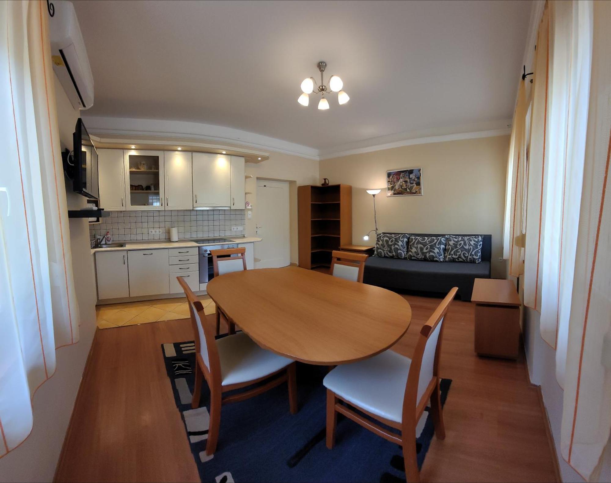דירות Balatonboglár Frank Apartmanhaz מראה חיצוני תמונה